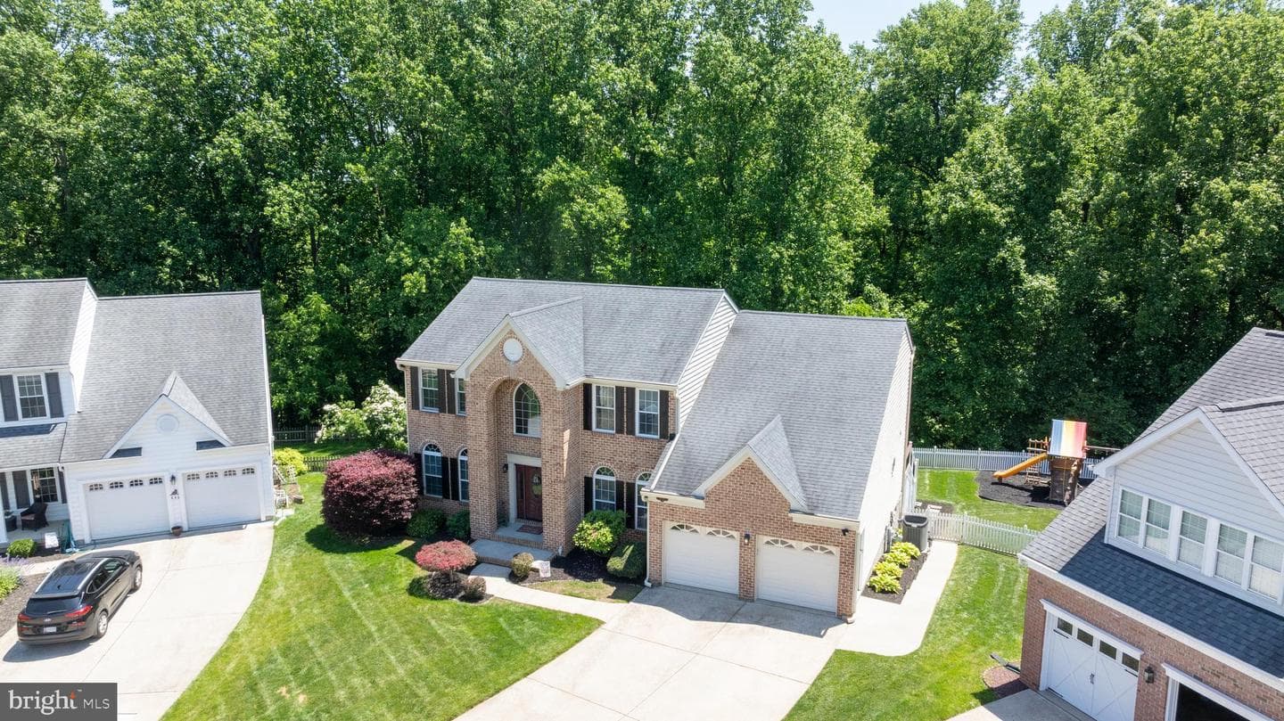1211 Hickory Brook Court photo 4