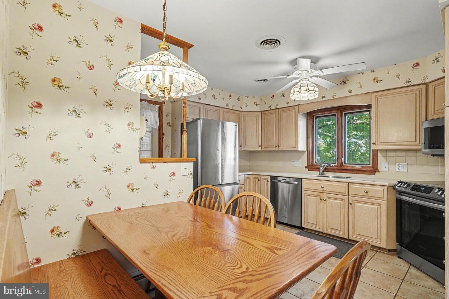 102 Graceford Drive photo 12