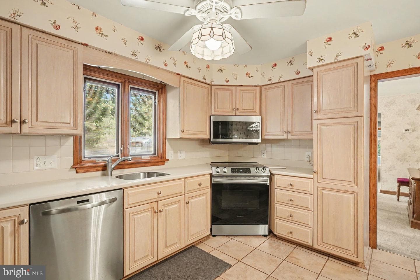 102 Graceford Drive photo 14
