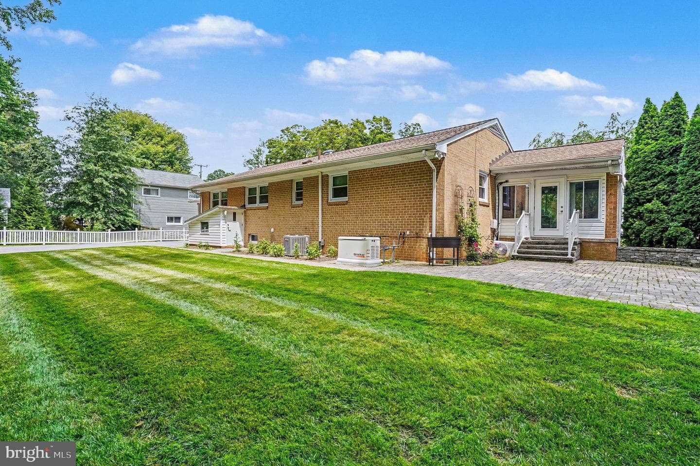 102 Graceford Drive photo 37