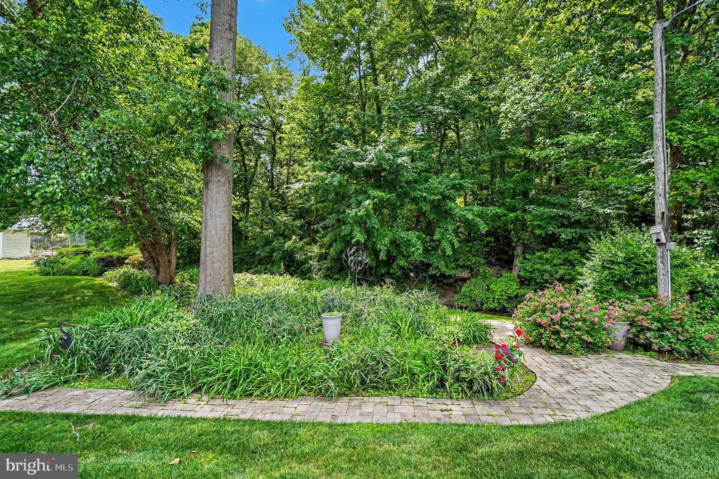 102 Graceford Drive photo 44