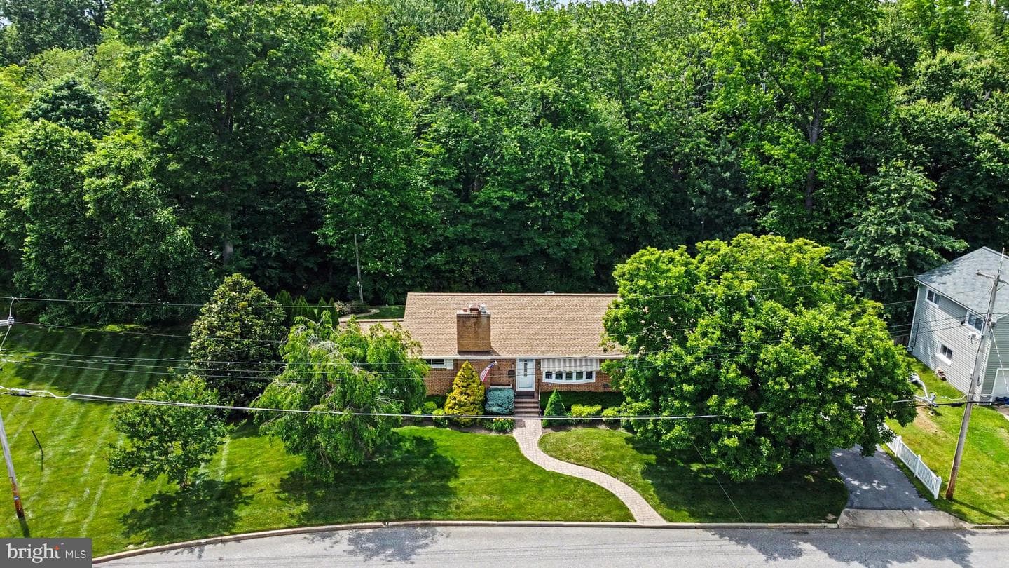 102 Graceford Drive photo 48