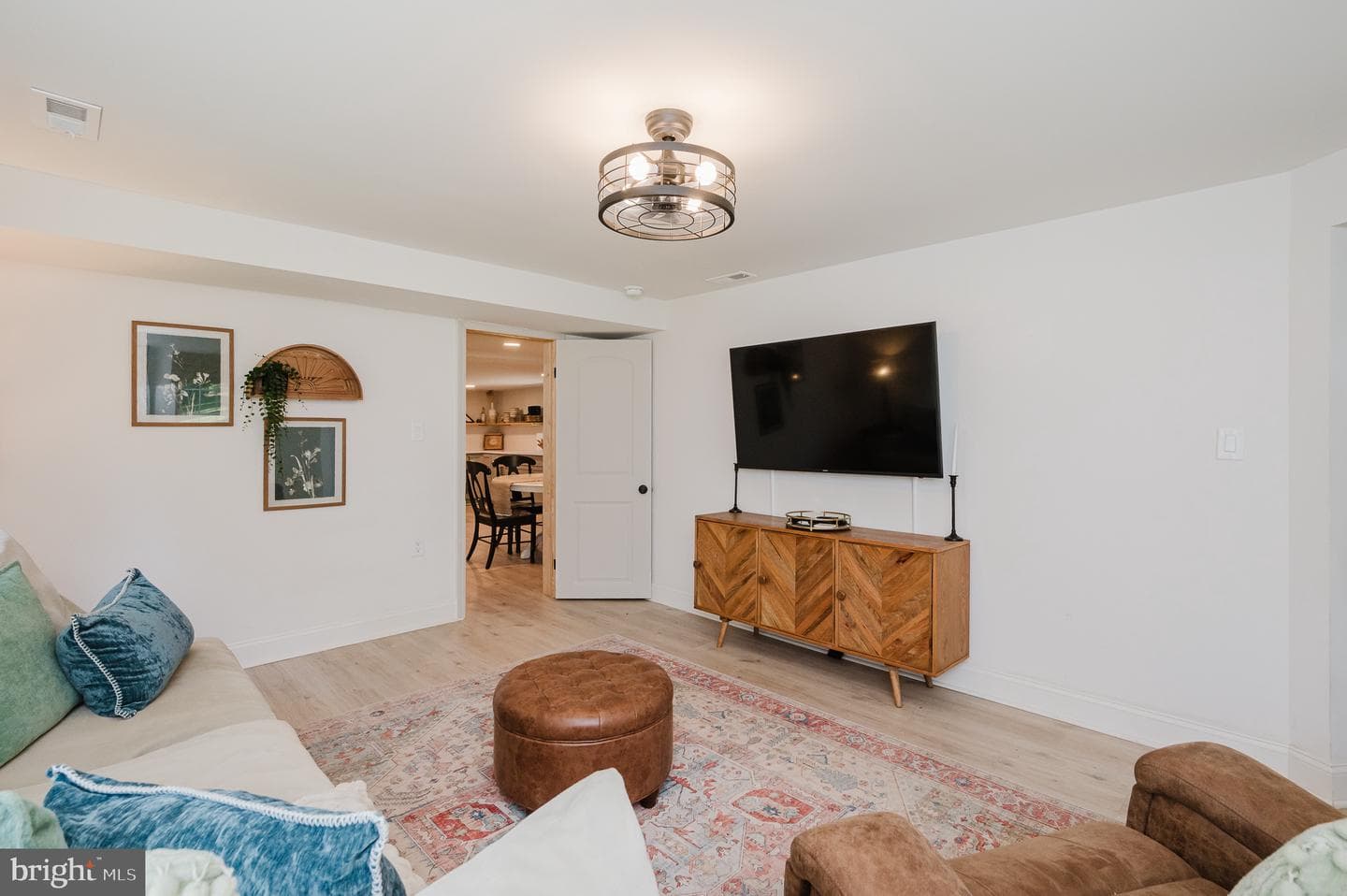 3248 Charles Street photo 16