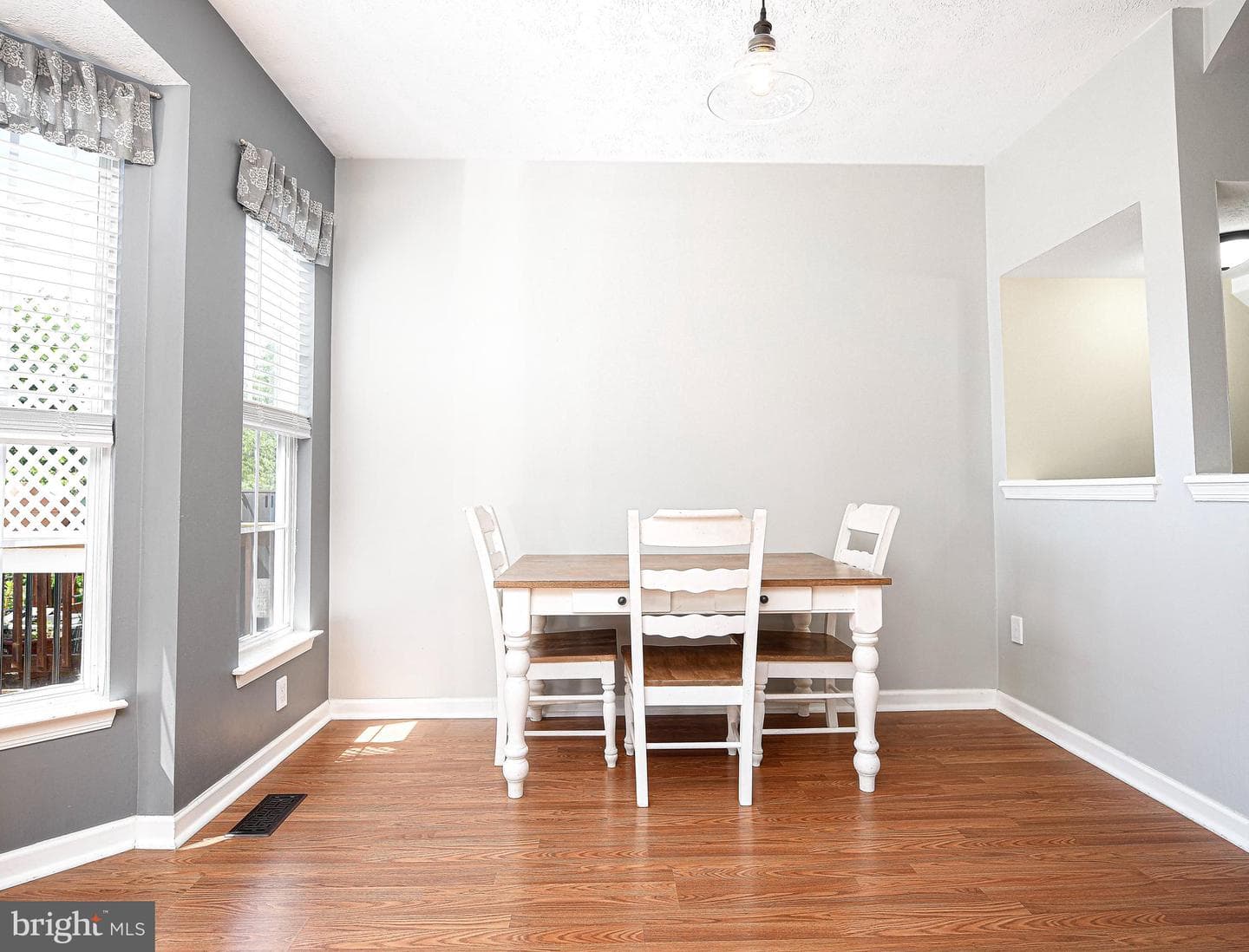 283 Cherry Tree Square photo 9