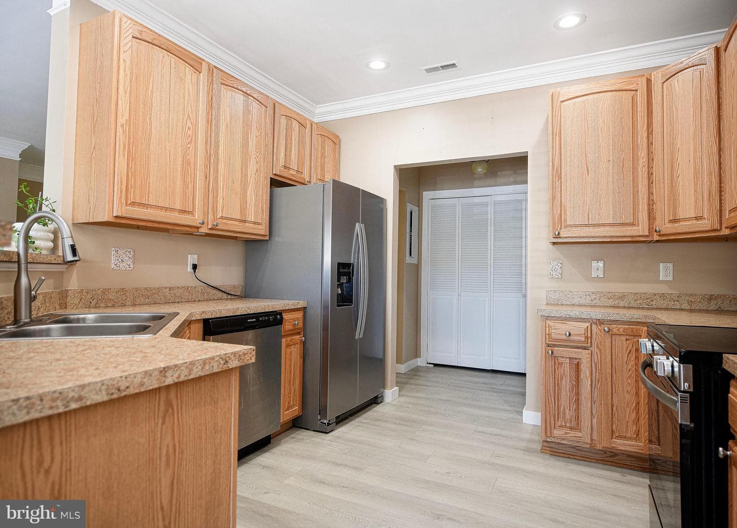 205 Secretariat Drive #205-D photo 12