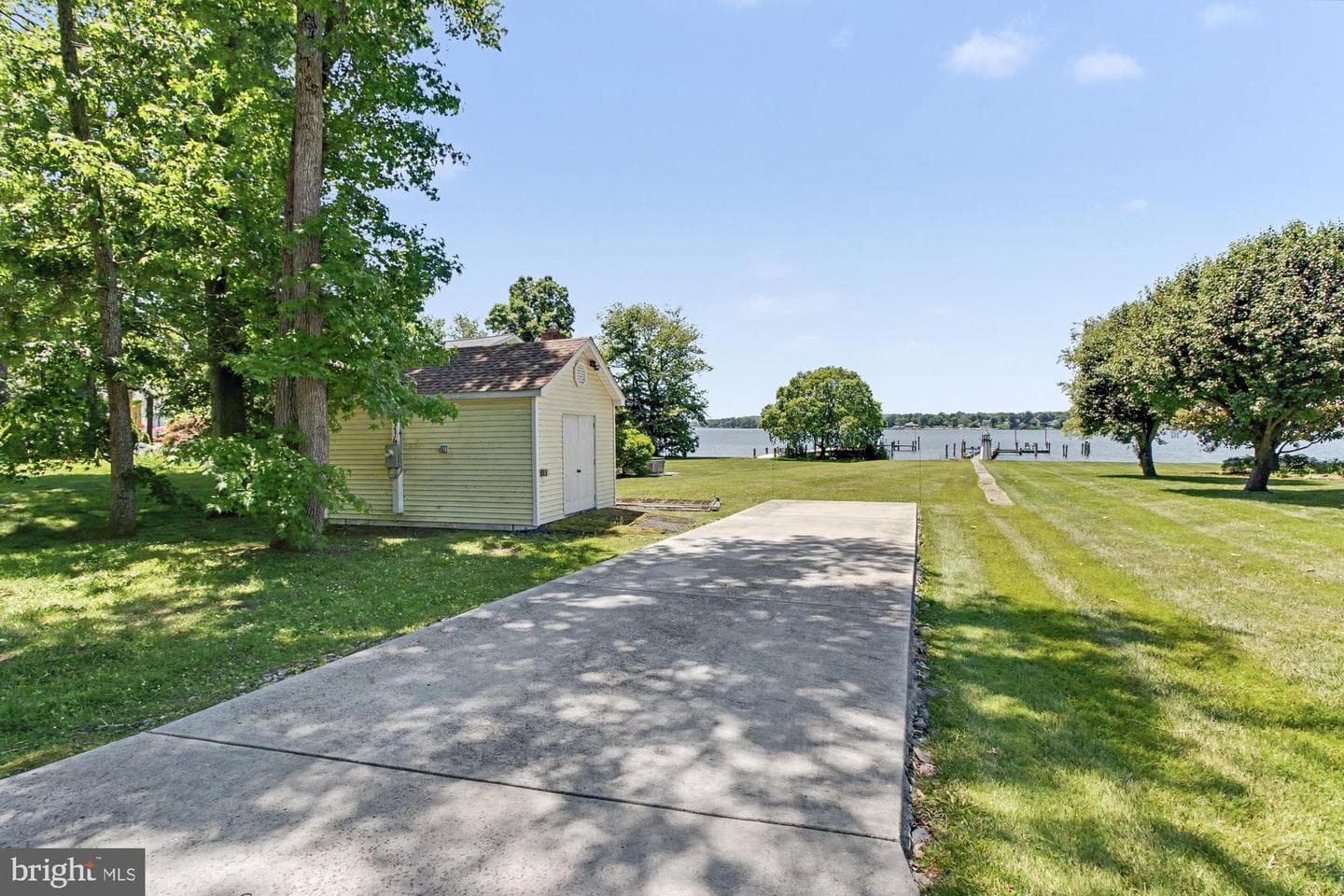 1915 Park Beach Drive photo 45