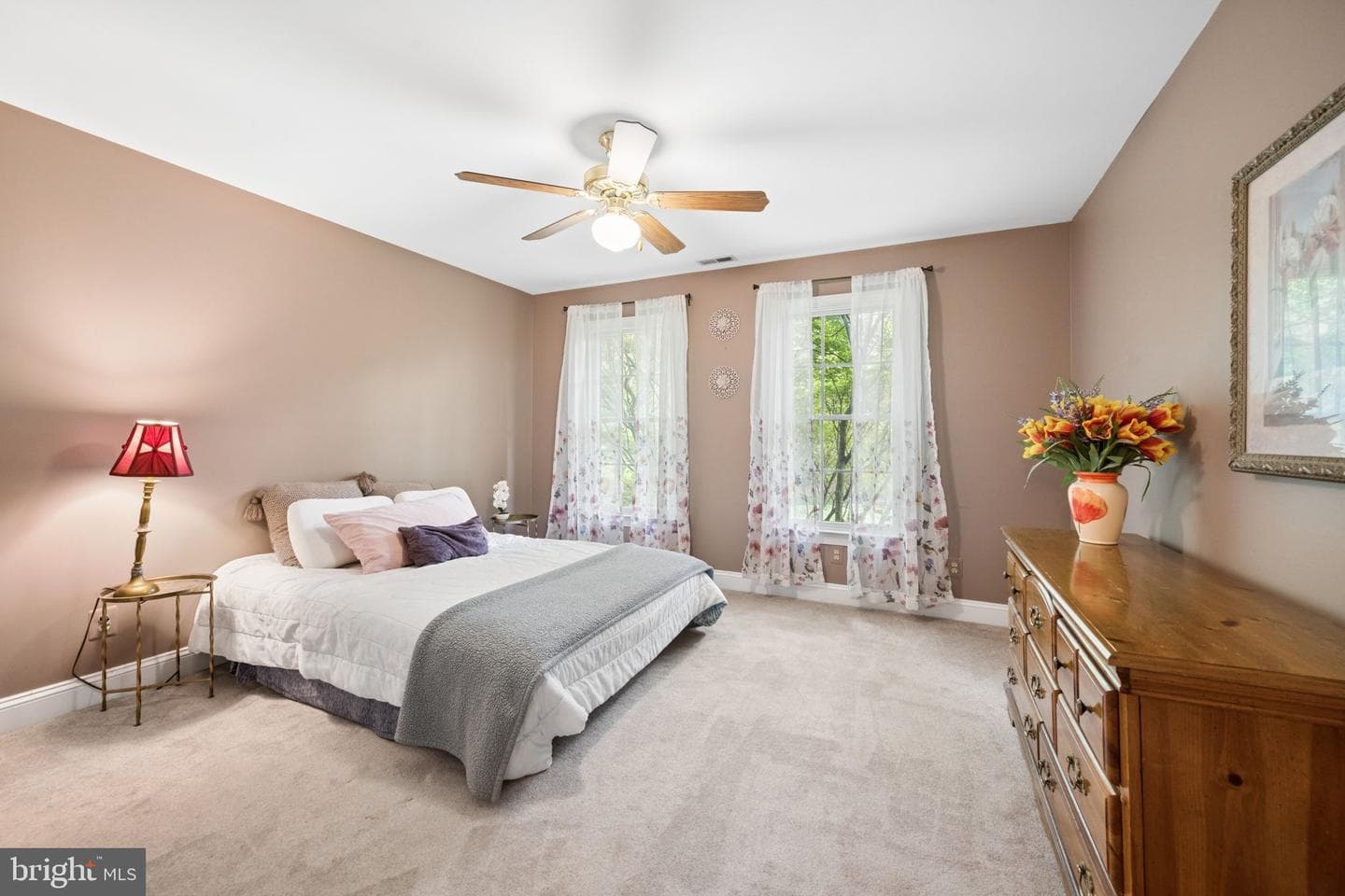 813 Saint Ann Drive photo 31