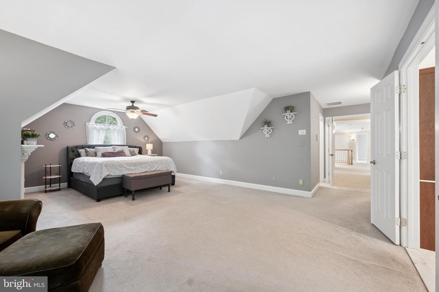 813 Saint Ann Drive photo 44