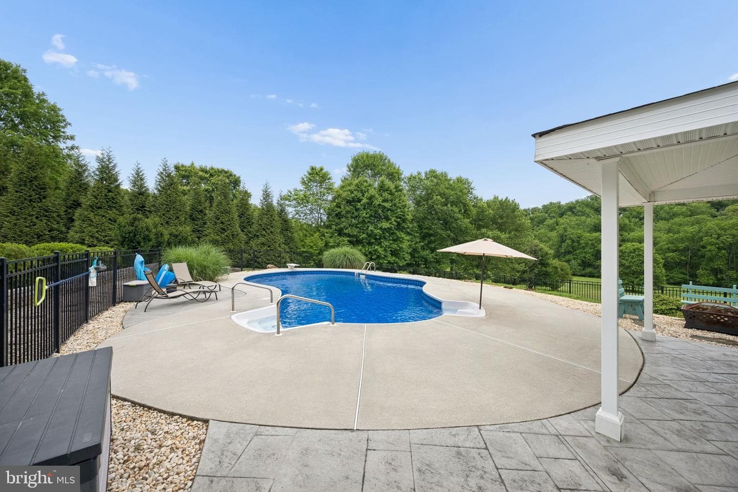 813 Saint Ann Drive photo 67