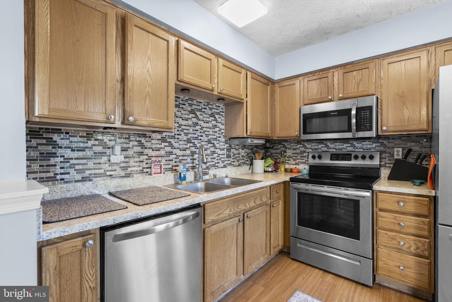 503 Sourghum Court photo 18
