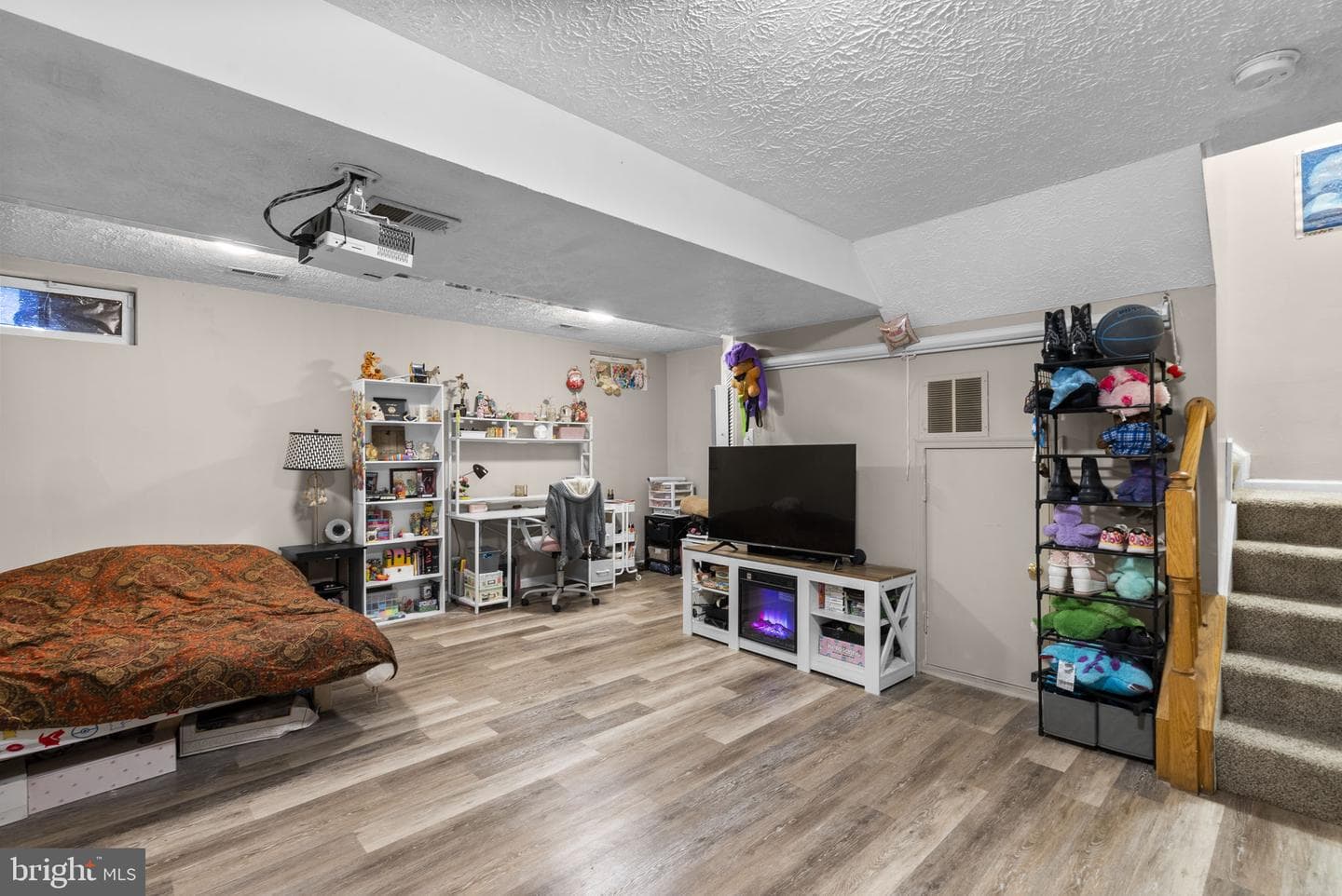 503 Sourghum Court photo 33