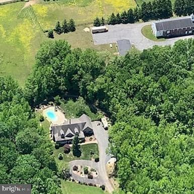 203 North Earlton Road photo 4