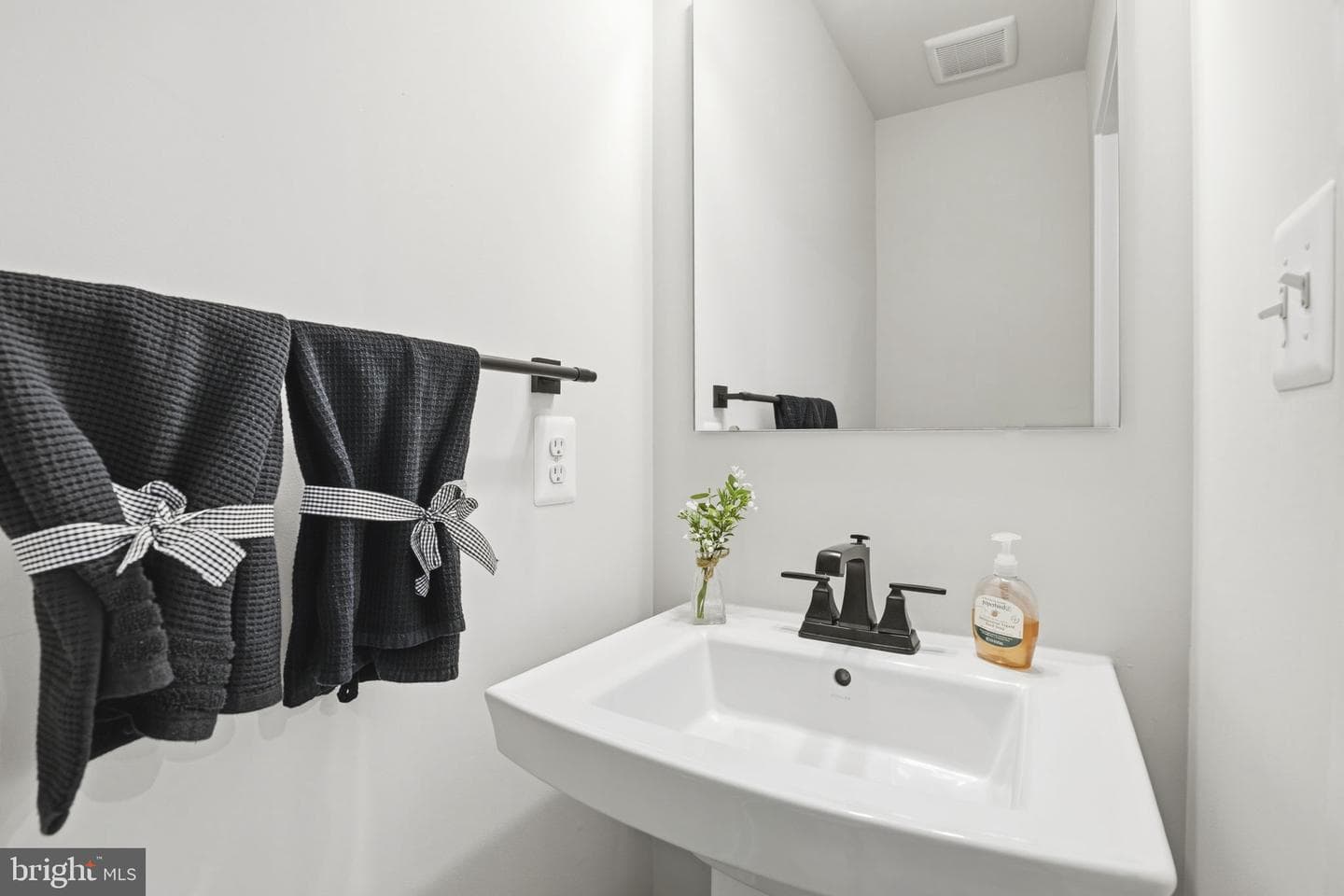2510 Schooner Way photo 29