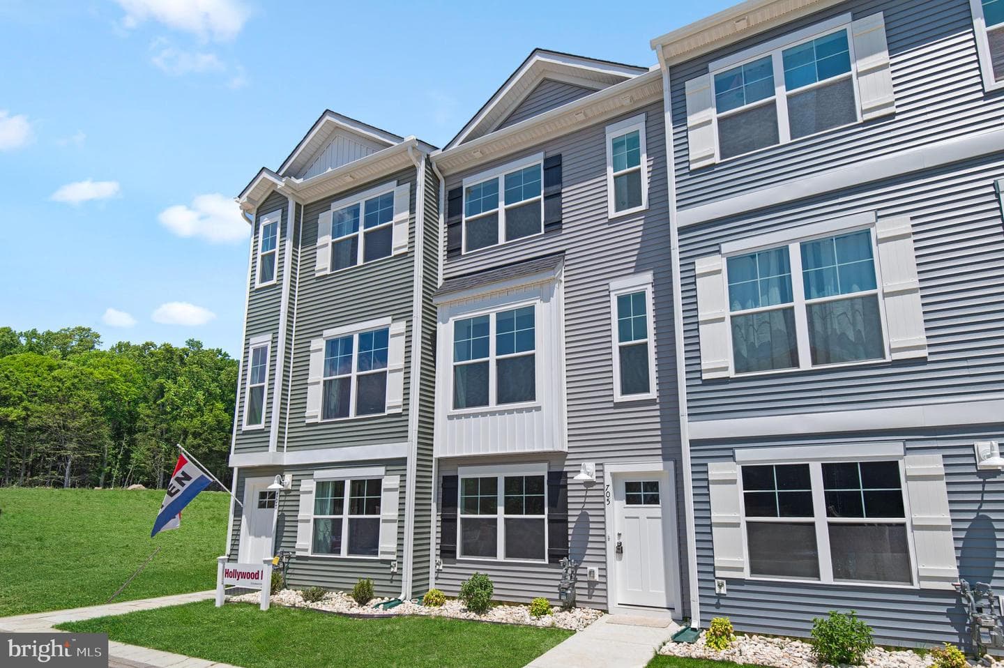 756 Bur Oak Court photo 23
