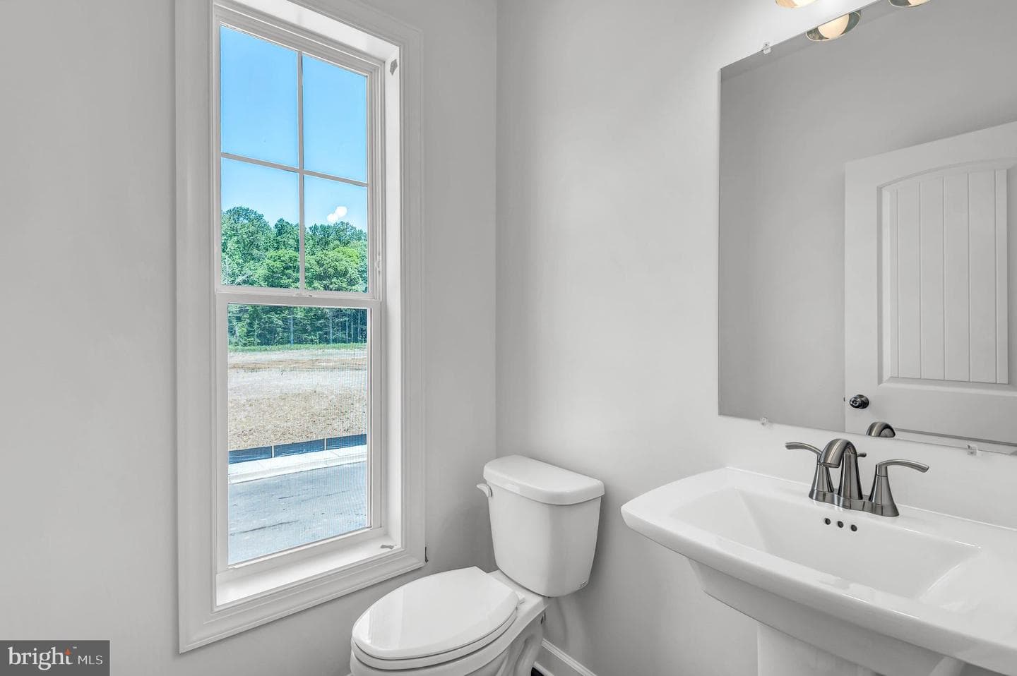 720 Bur Oak Court photo 9