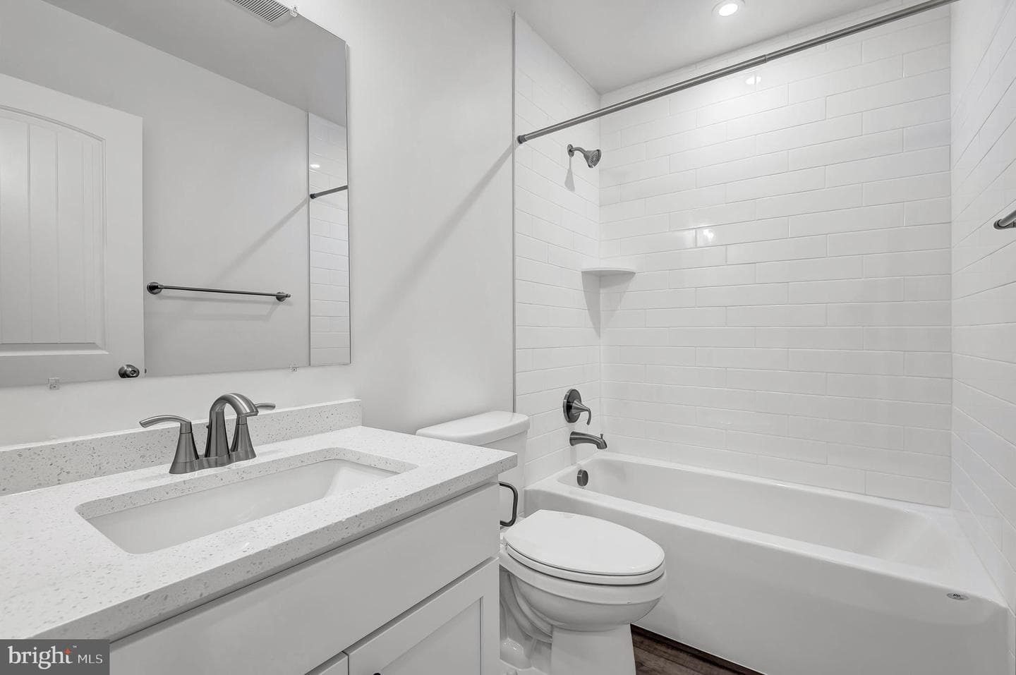 742 Bur Oak Court photo 18