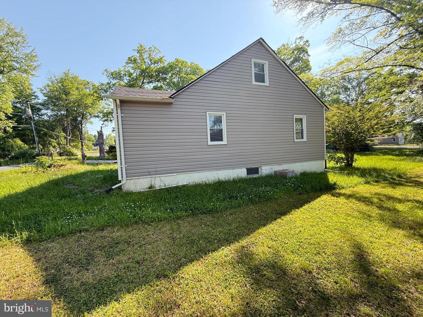 1535 Mitchell Lane photo 3