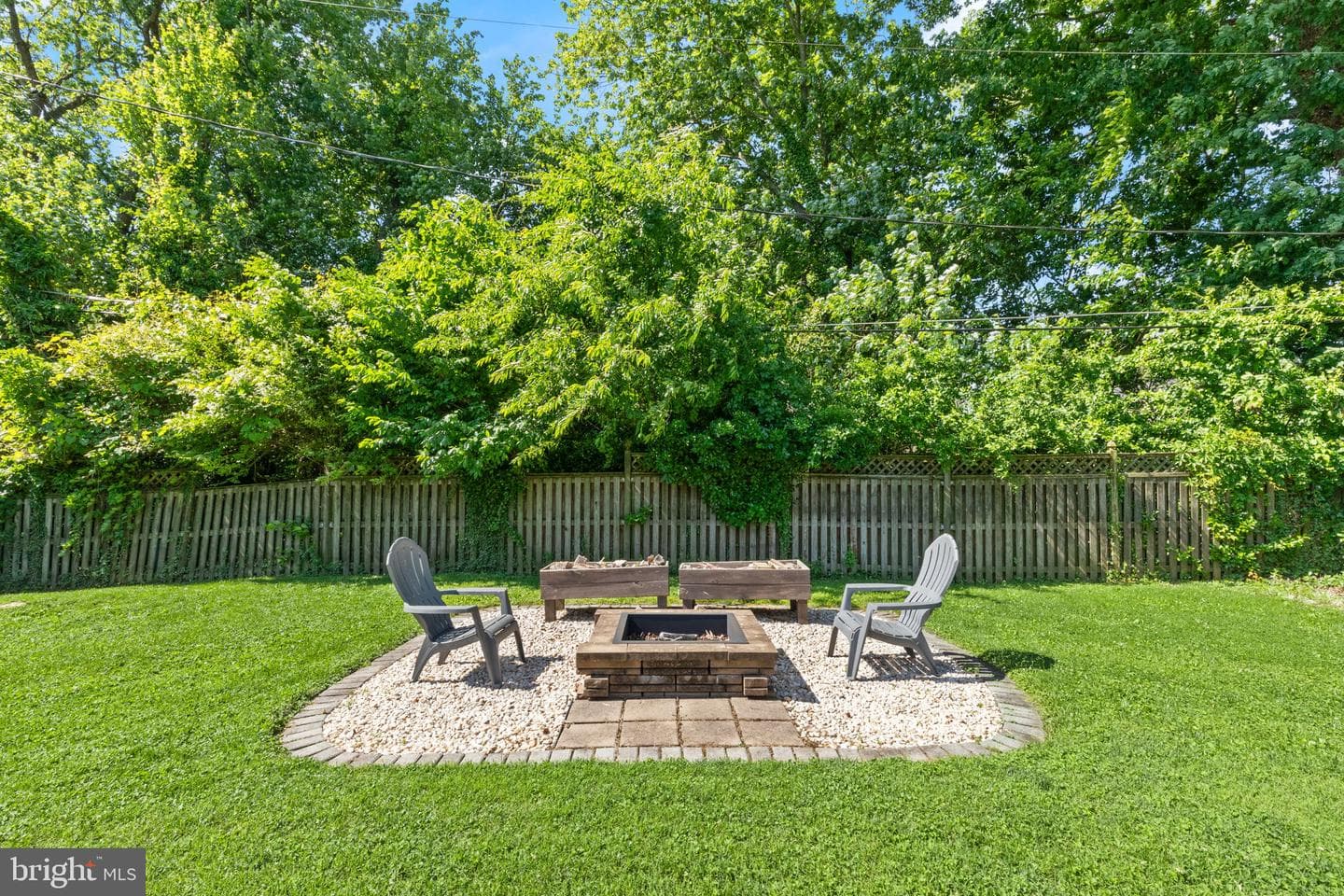 814 Foxwell Road photo 20