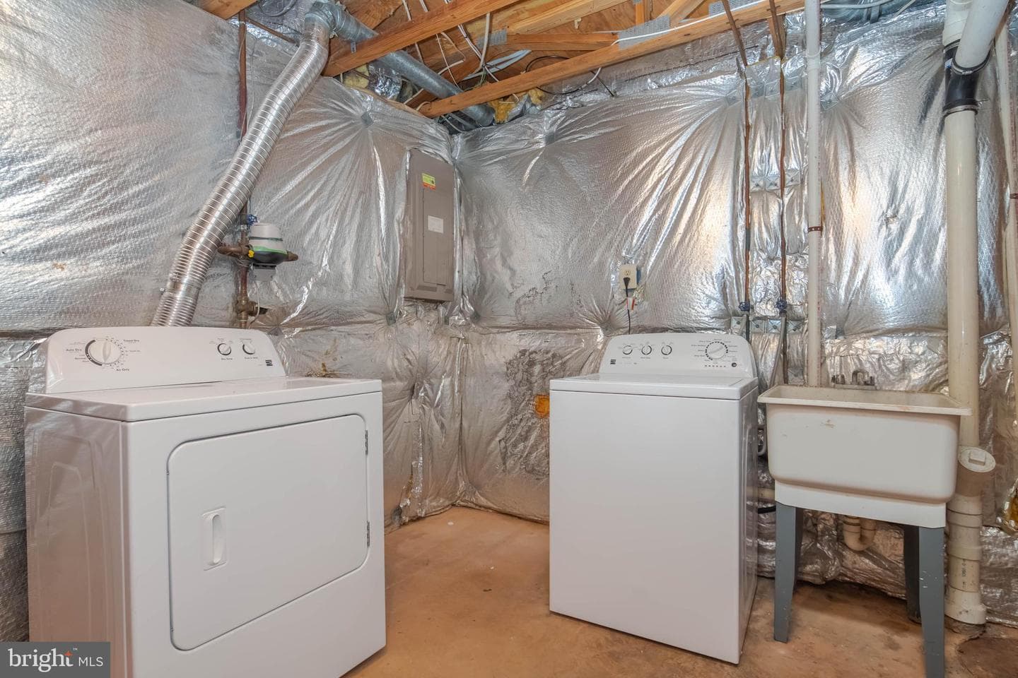 224 Ellerslie Court photo 19