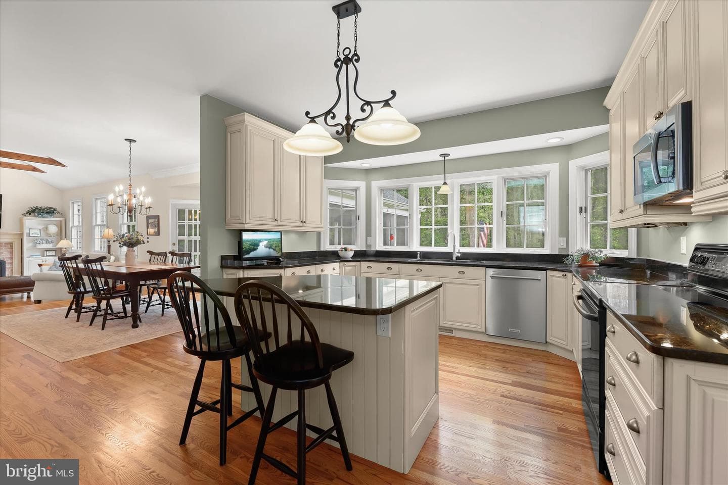 1109 E Wheel Road photo 47