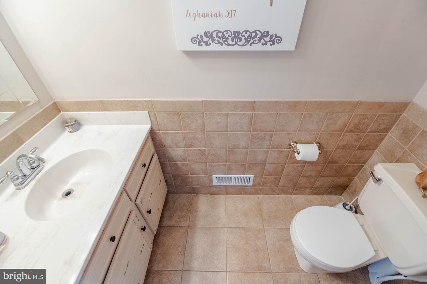 609 Kildonan Court photo 16