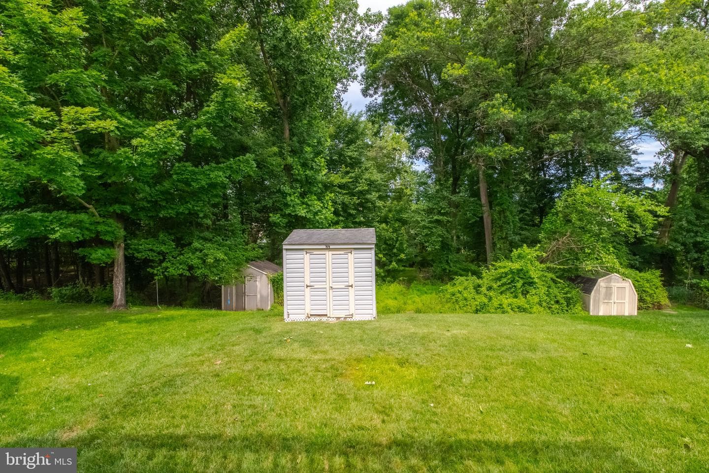 609 Kildonan Court photo 42