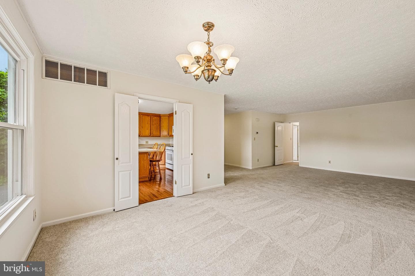 513 Normandy Lane photo 11
