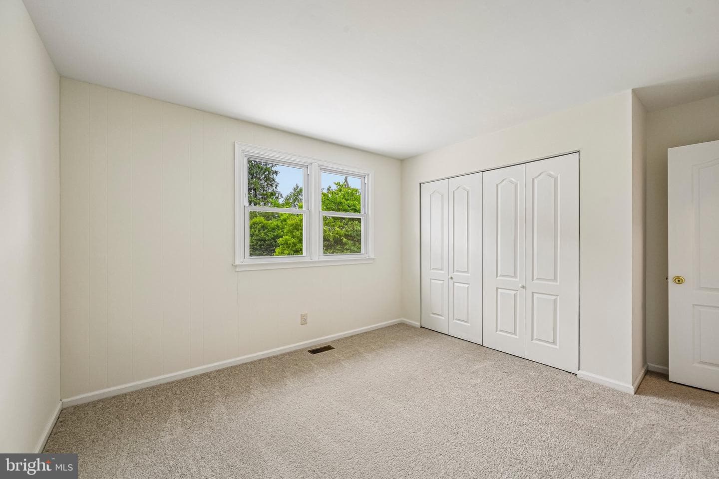 513 Normandy Lane photo 15