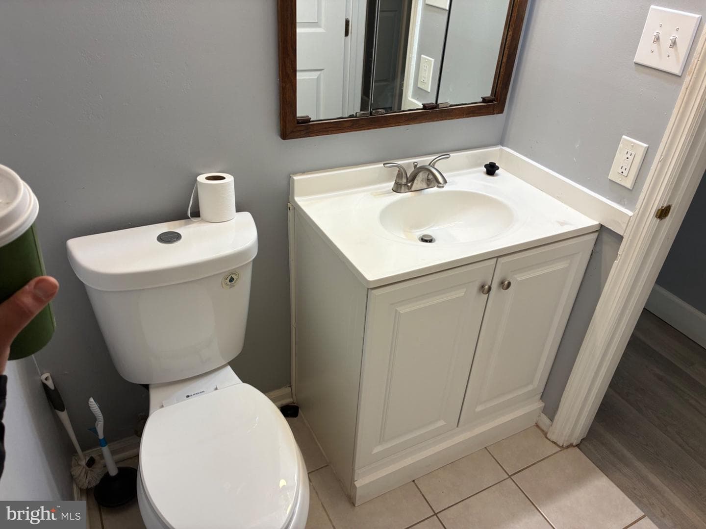 903 Woodbridge Court #f photo 27