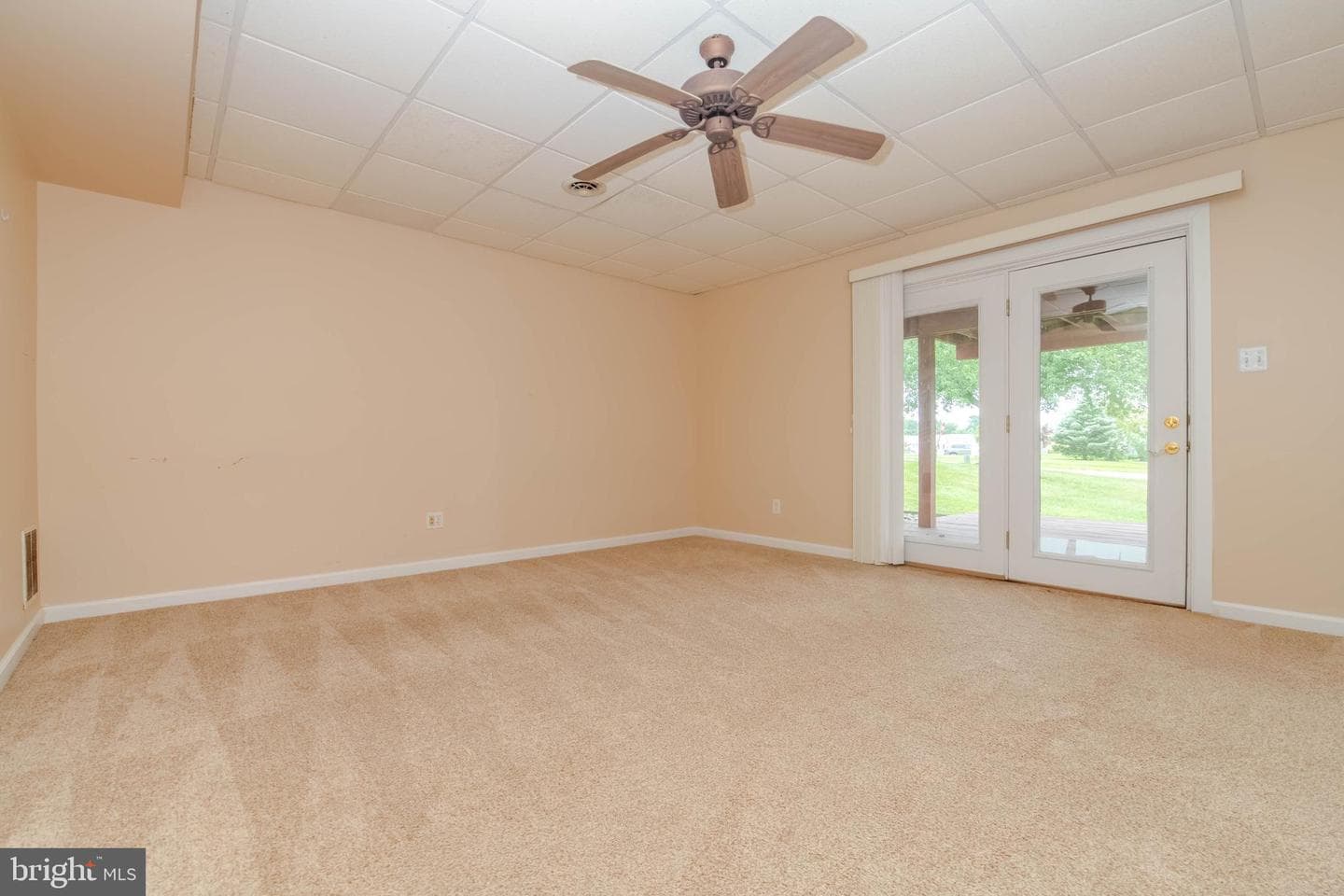 103 Remington Circle photo 32