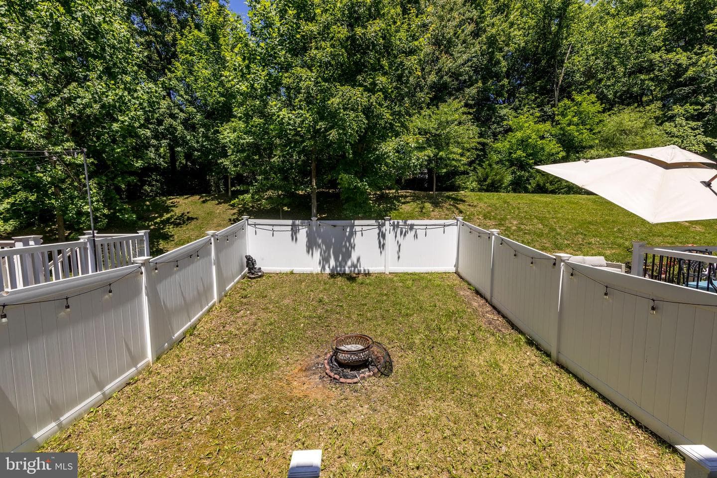 1305 Dickinson Court photo 26