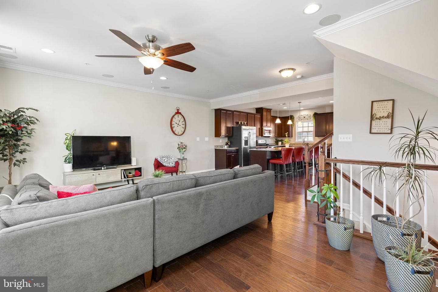 159 Sachem Street photo 5