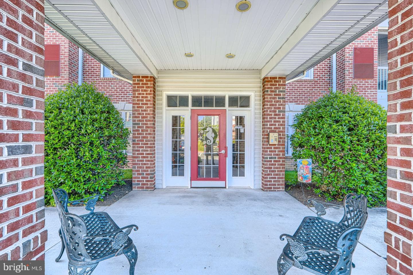 1604 Martha Court #201 photo 3