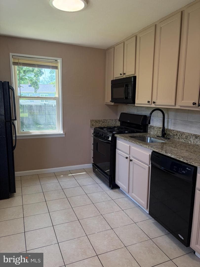 7 Aberdeen Avenue photo 12