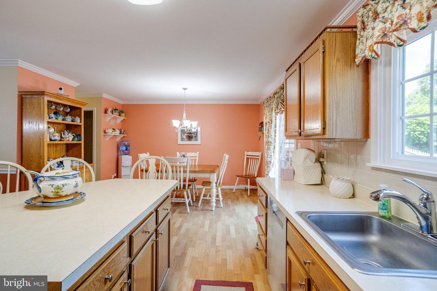 1410 Valbrook Court S photo 22