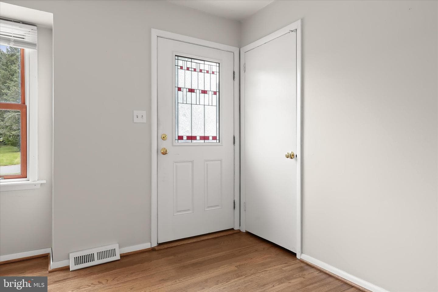 12 Vermont Place photo 7