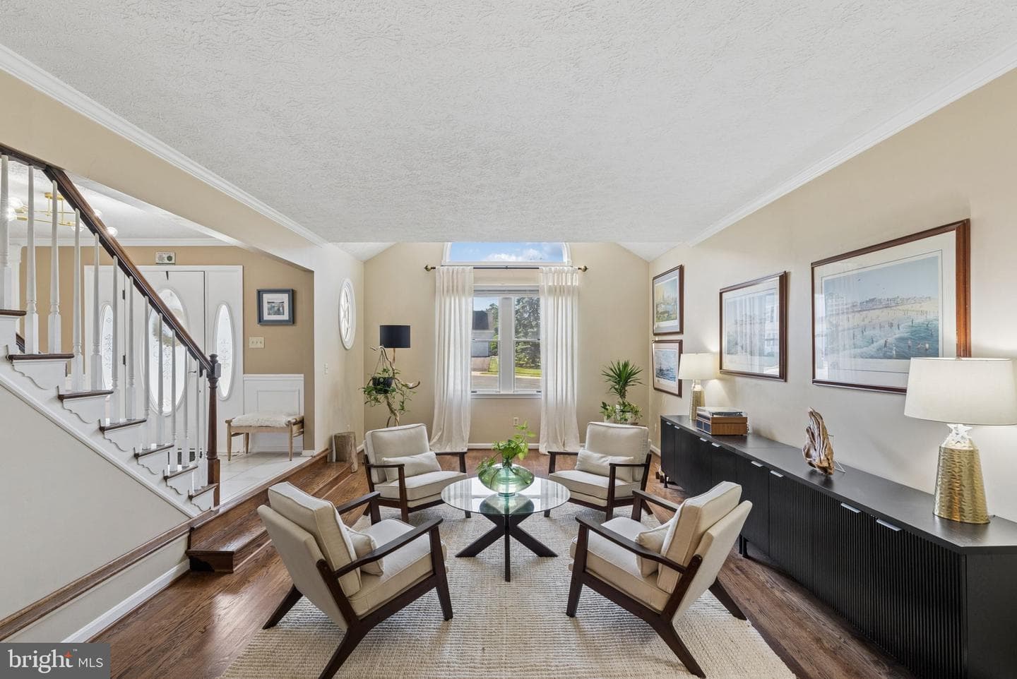 404 Crofton Court photo 4
