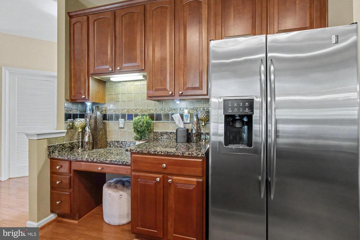 306 Loganwood Court photo 17