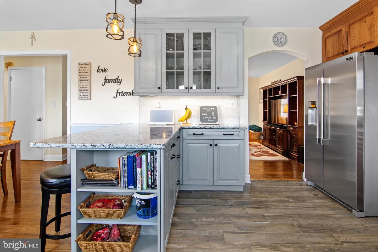 3223 Suffolk Lane photo 8