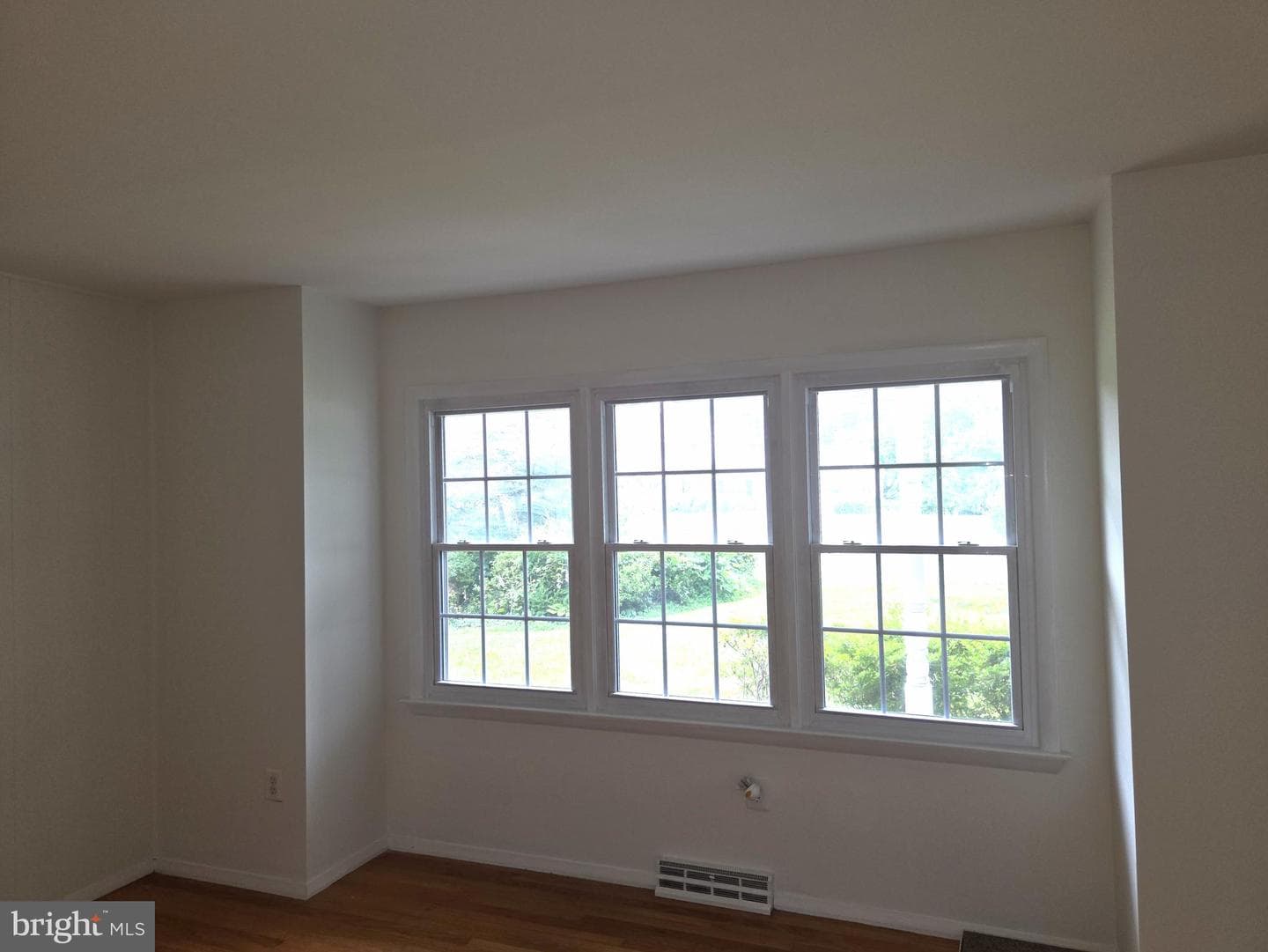 2809 Beechwood Lane photo 7