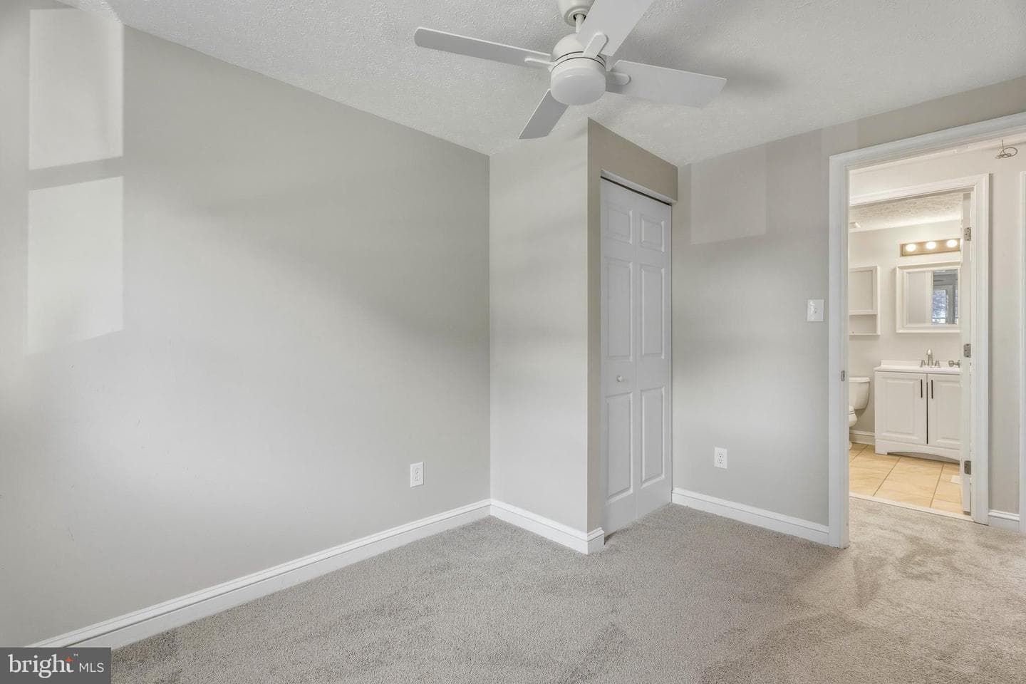 2043 Rushmore Court photo 24