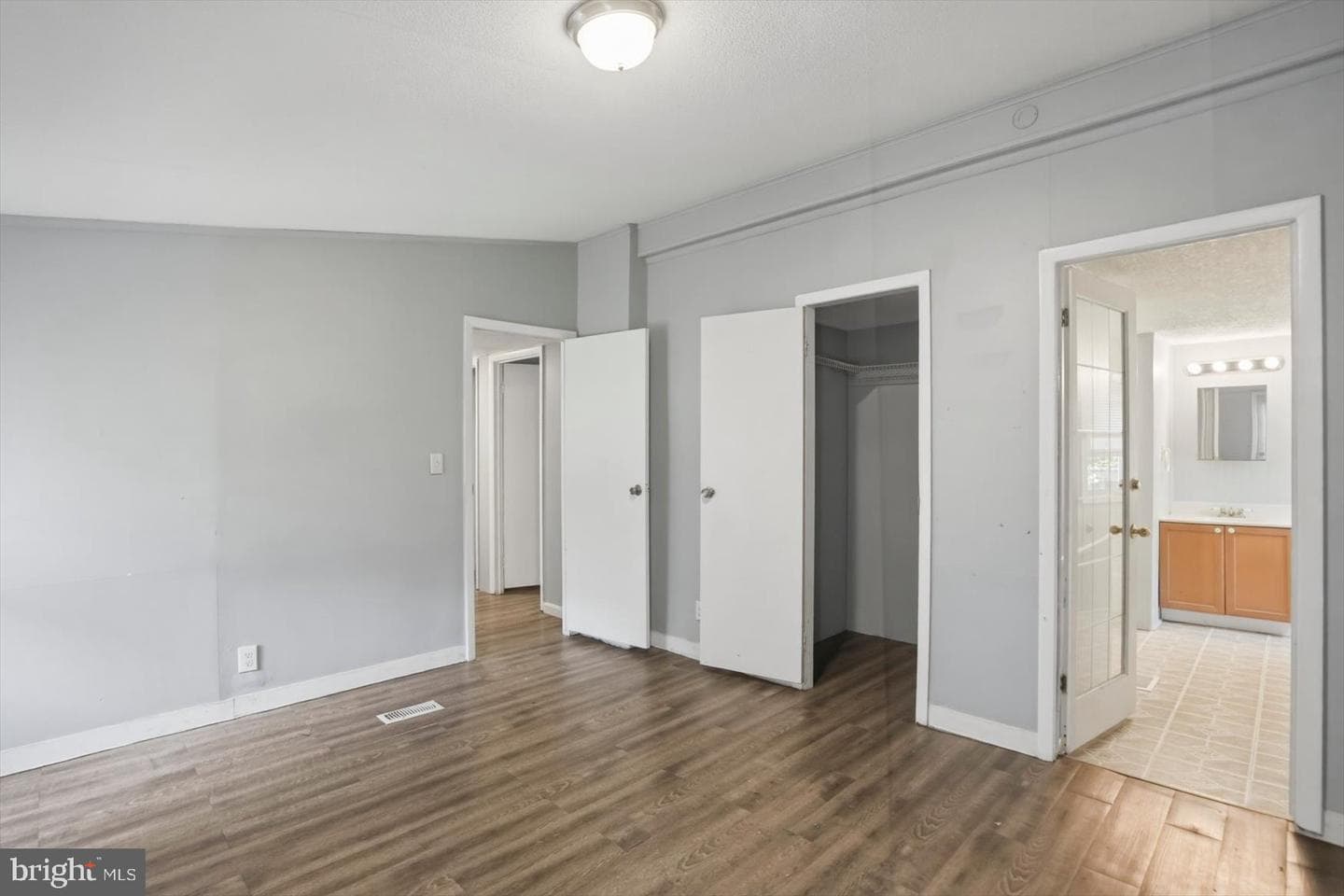 4015 Timothy Drive photo 21