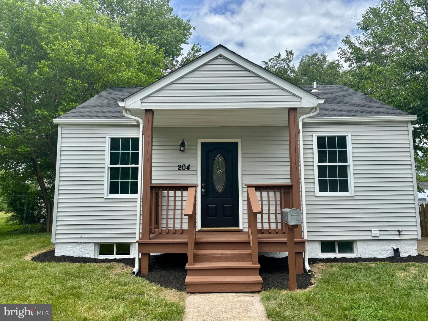 204 Darlington Avenue photo 1