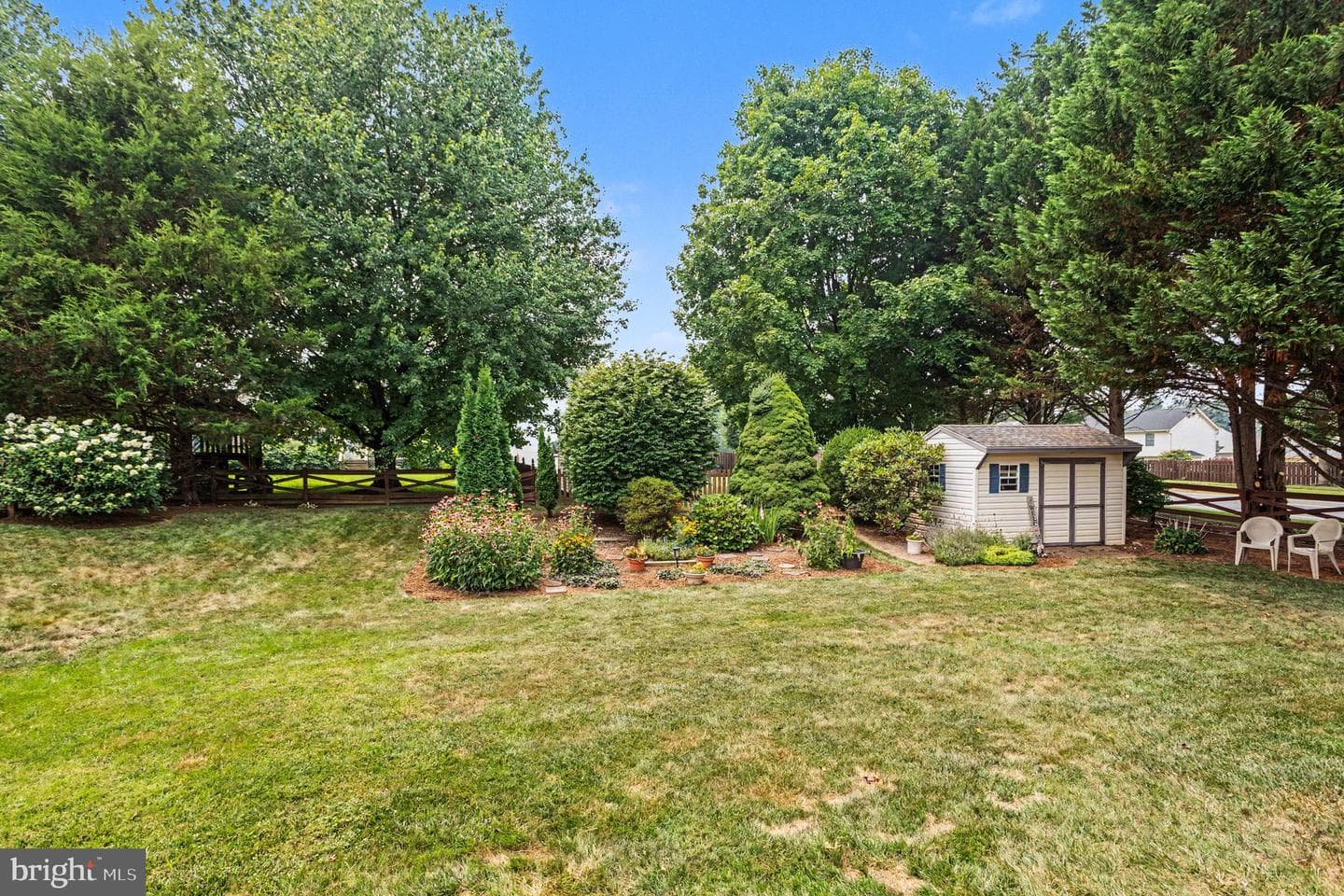 825 Delray Drive photo 42