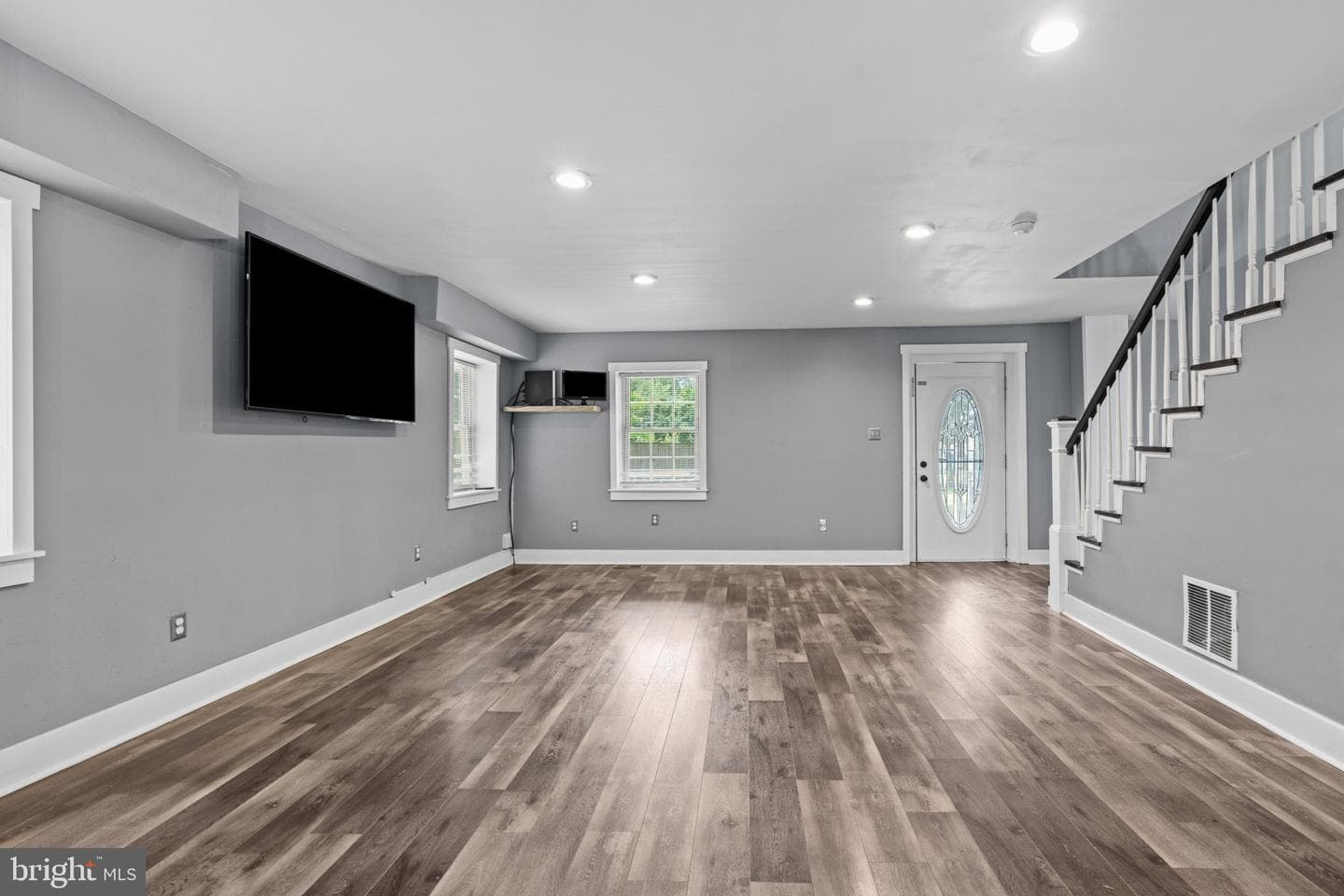303 Irish Lane photo 5
