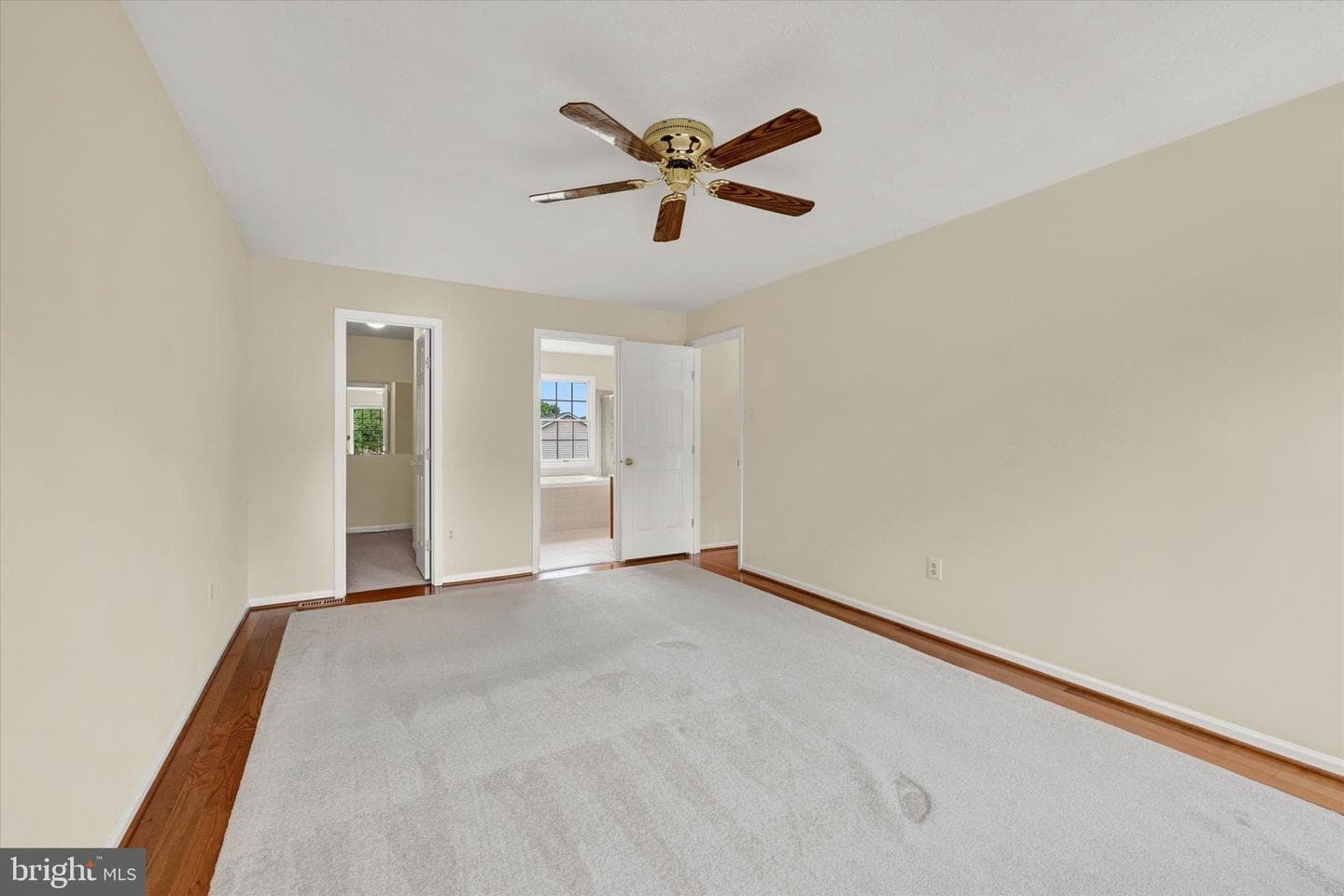 814 N Pine Ridge Court photo 21