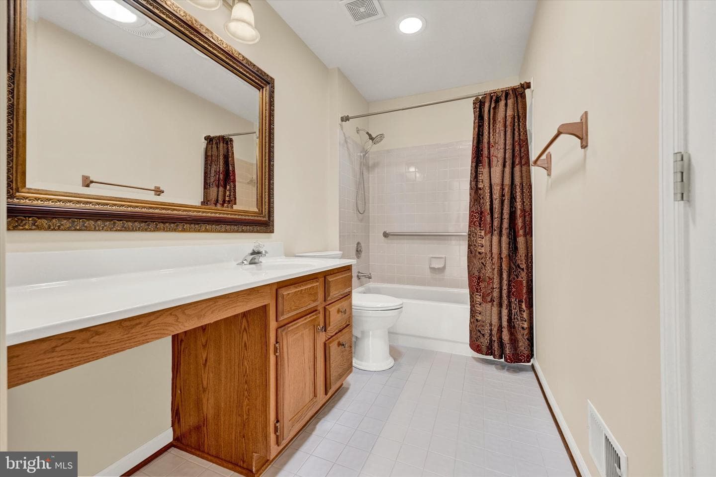 814 N Pine Ridge Court photo 25