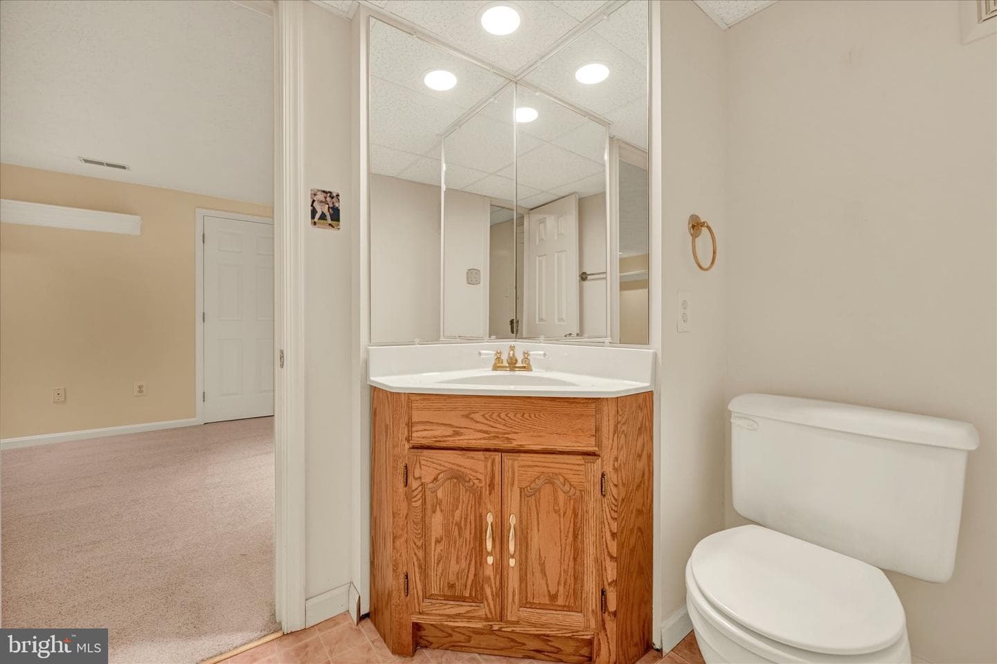 814 N Pine Ridge Court photo 32