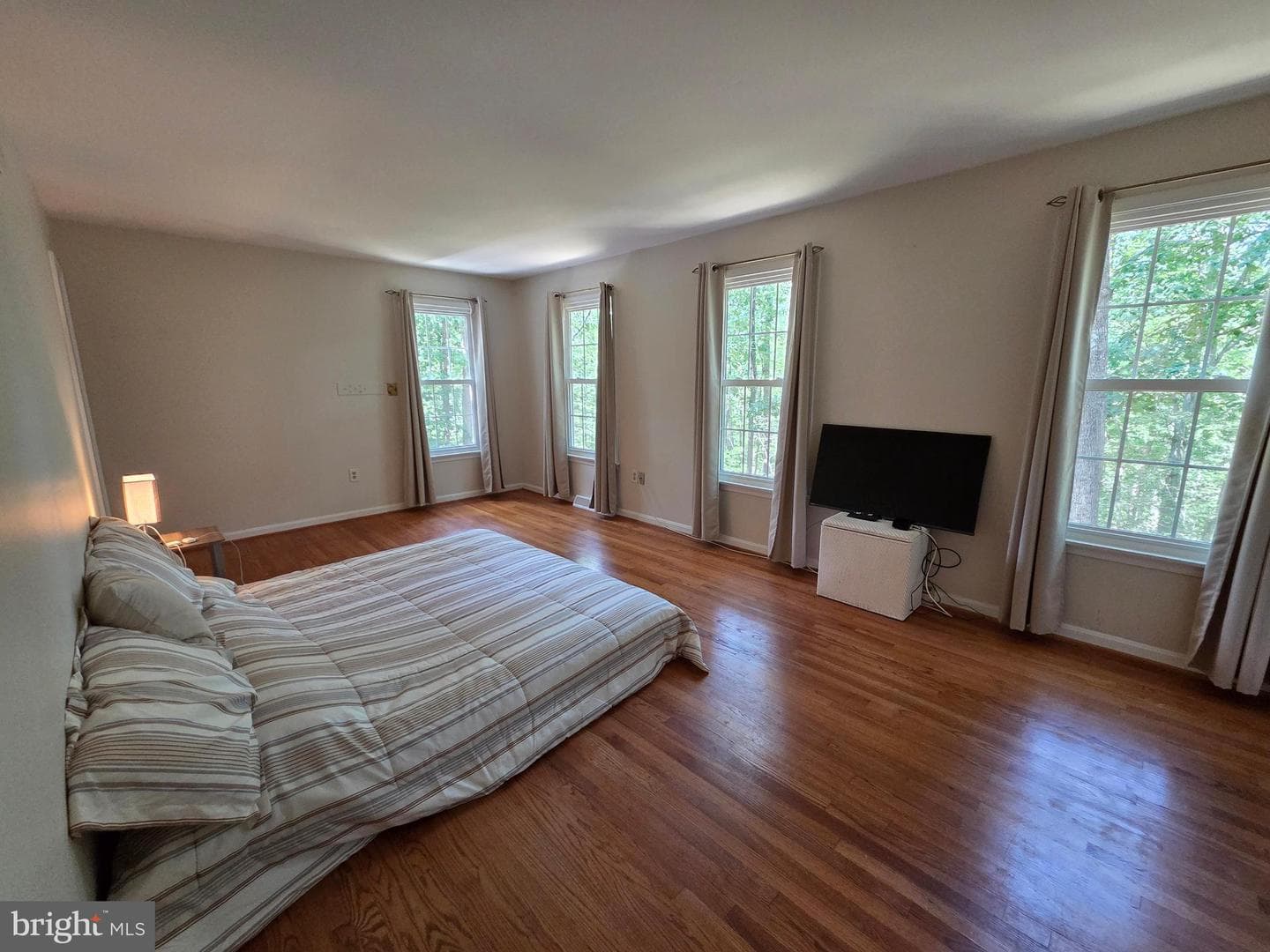 901 Southampton Road photo 17