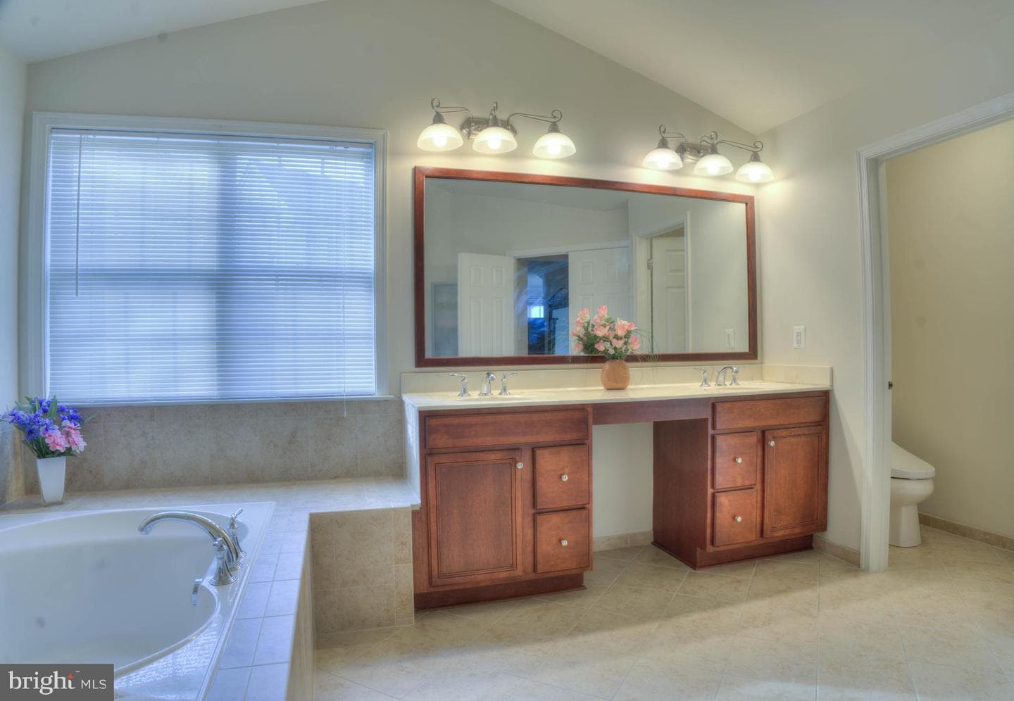 2247 Greencedar Drive photo 40